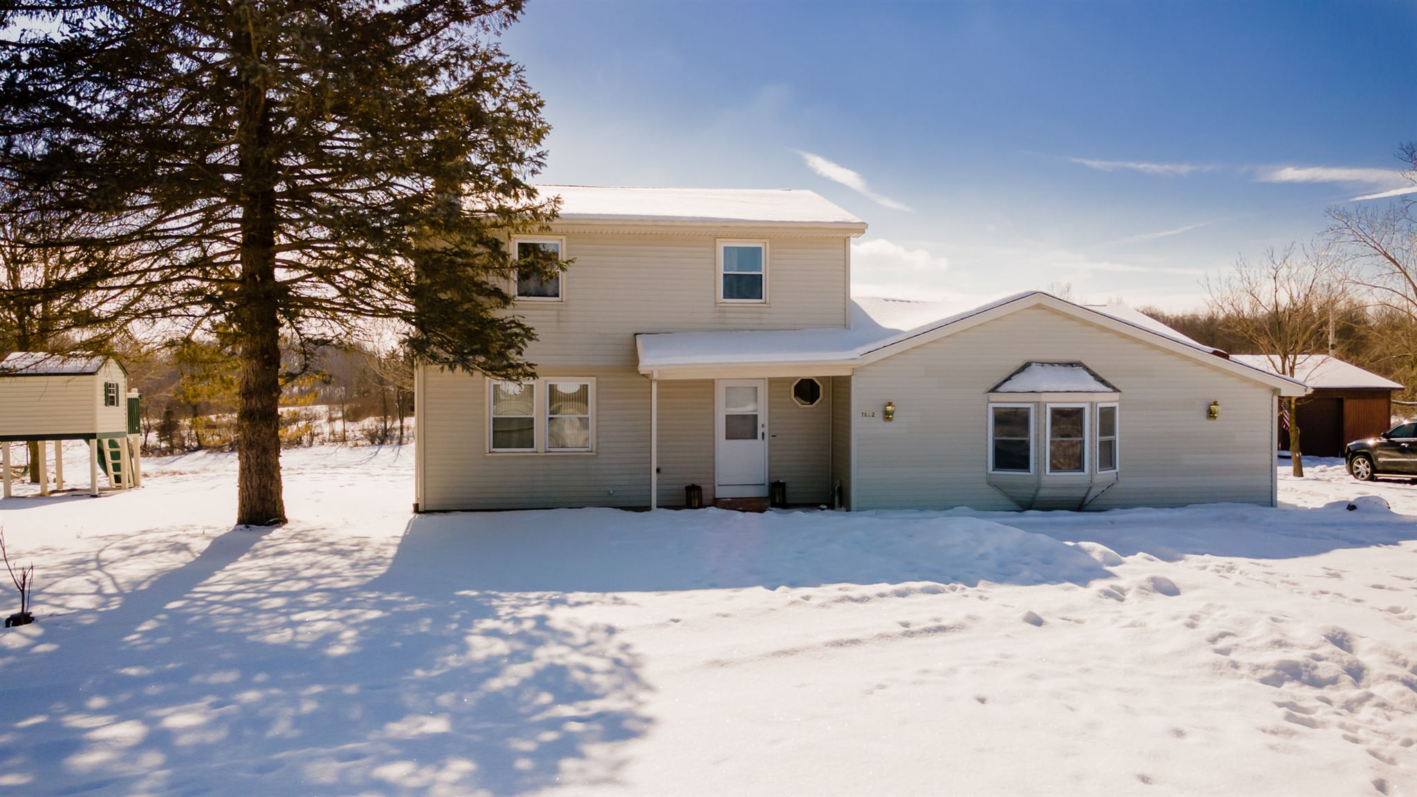7402 Garman Road Auburn, IN 46706 - Photo 5 of 17