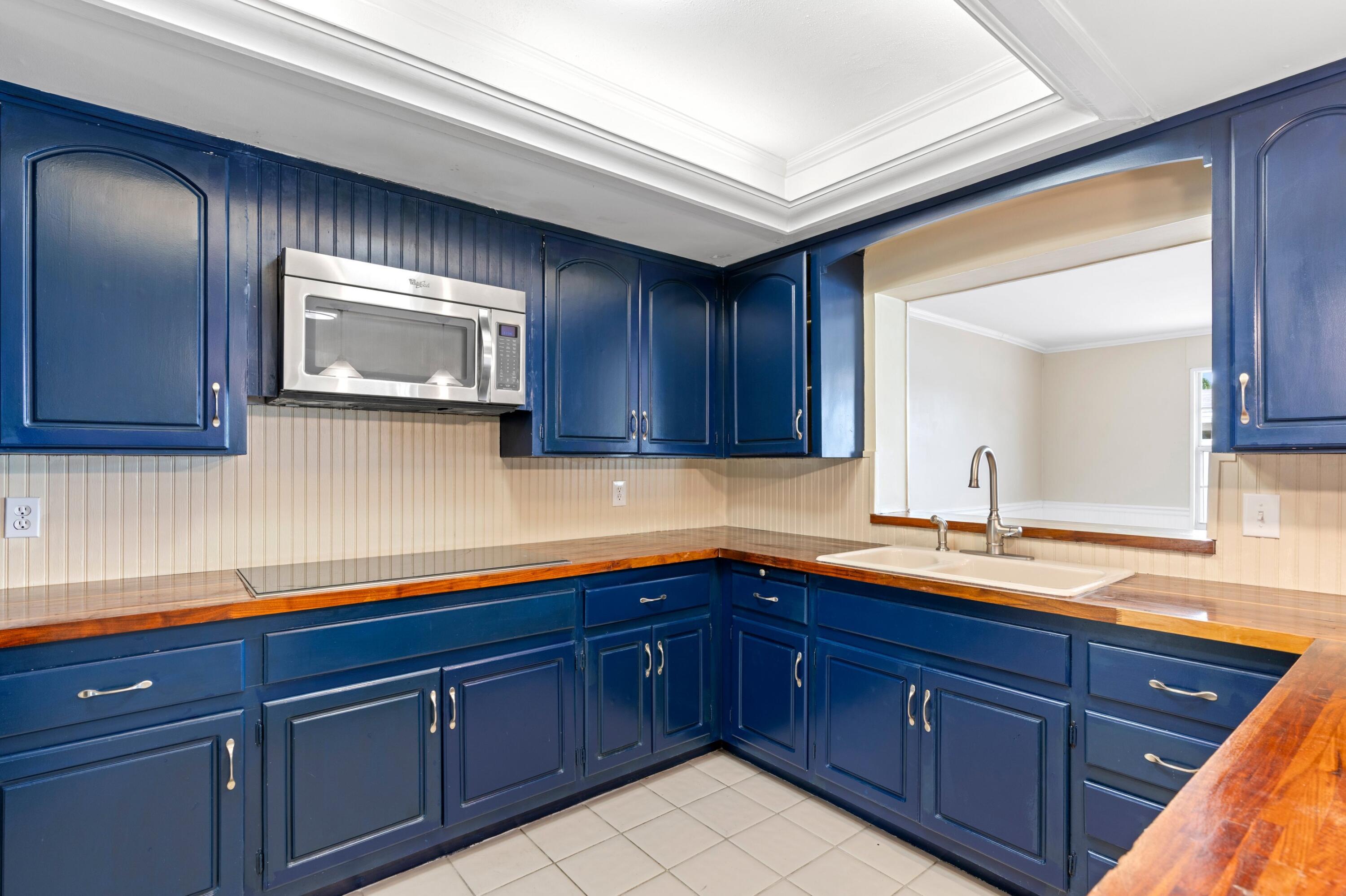1375 Southwest 14th Avenue Boca Raton, FL 33486 - Photo 15 of 52 Kitchen