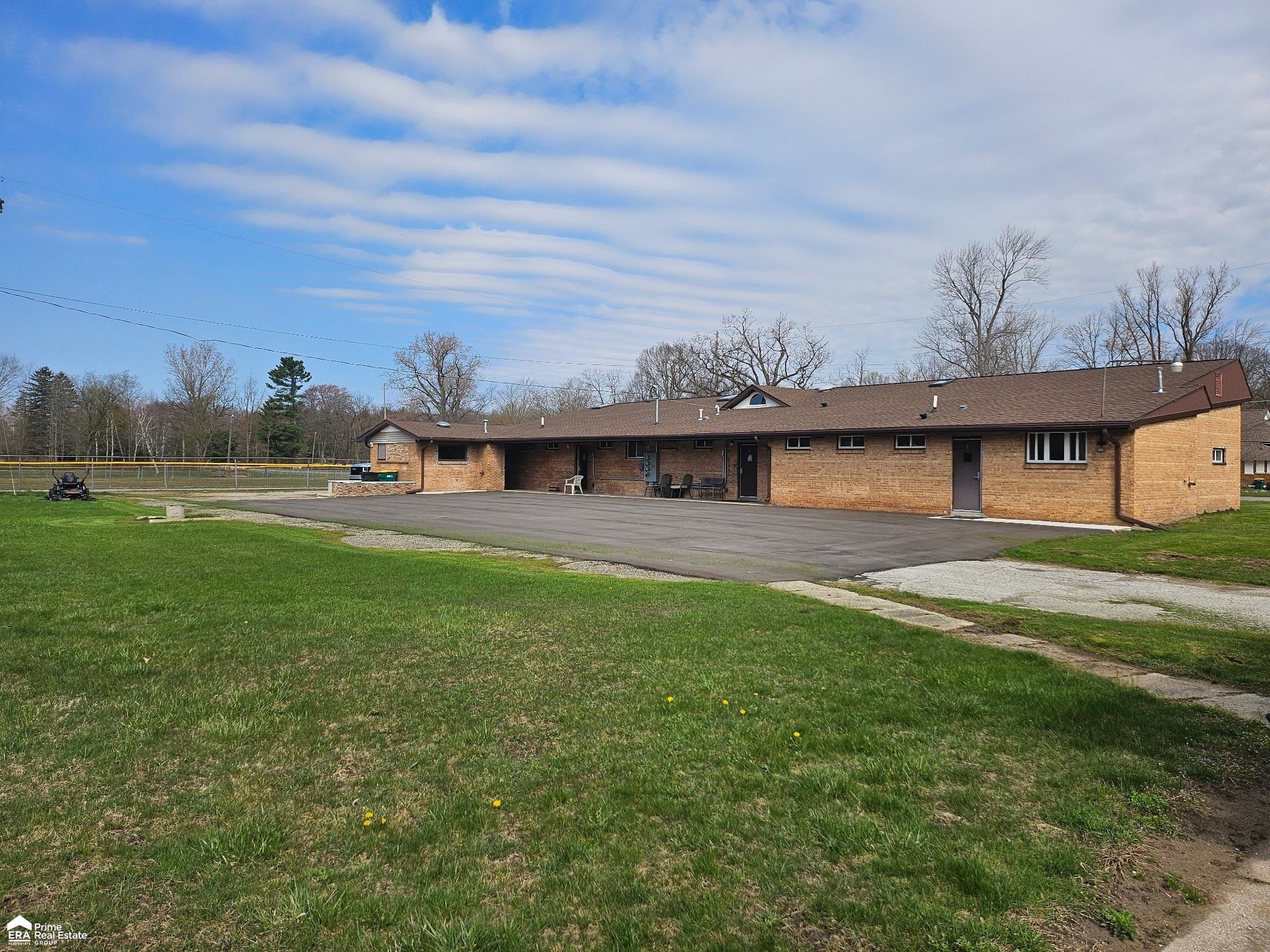 2360 East Burt Road Burt, MI 48417 - Photo 7 of 20