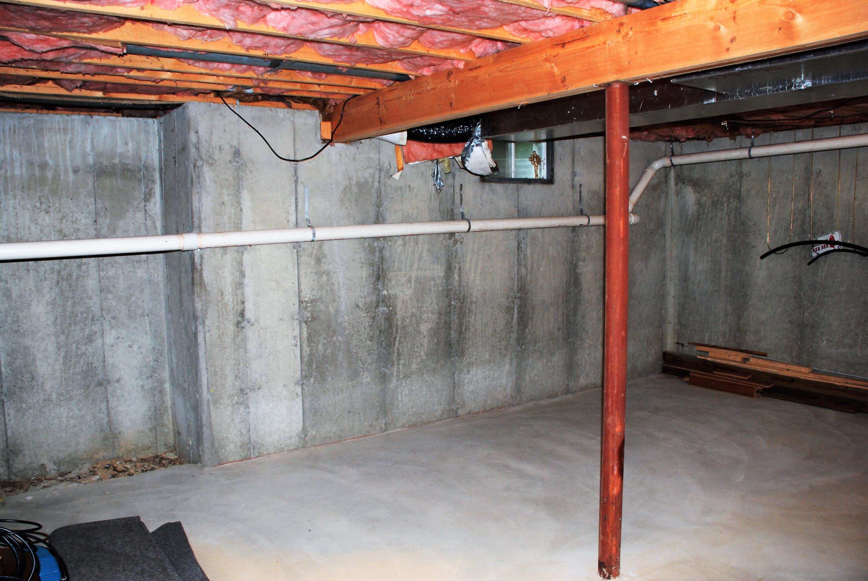 16 Skipjack Lane Hyannis, MA 02601 - Photo 25 of 39 a view of a small space