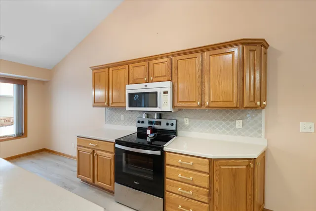 $329,900 | N160W18903 Oakland Drive, Jackson, WI 53037