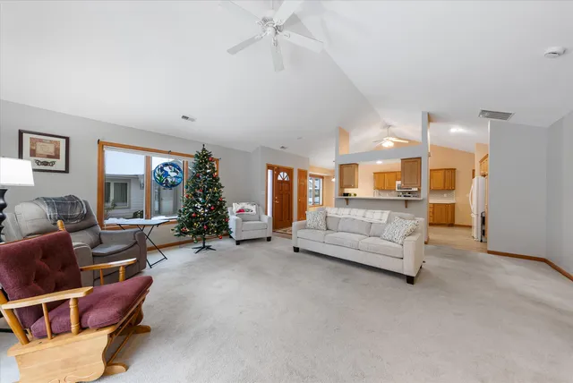 $329,900 | N160W18903 Oakland Drive, Jackson, WI 53037