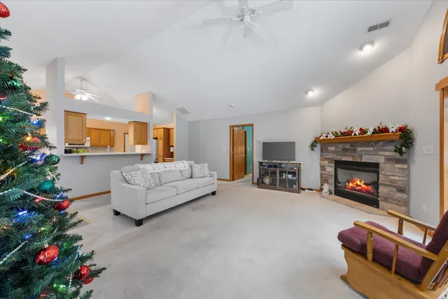 $329,900 | N160W18903 Oakland Drive, Jackson, WI 53037