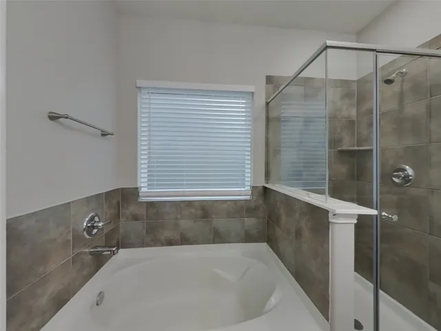 $2,099 | 210 Pequin Road, Crosby, TX 77532