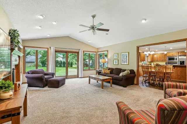 $549,500 | 11163 Nikolas Avenue, Becker, MN 55308
