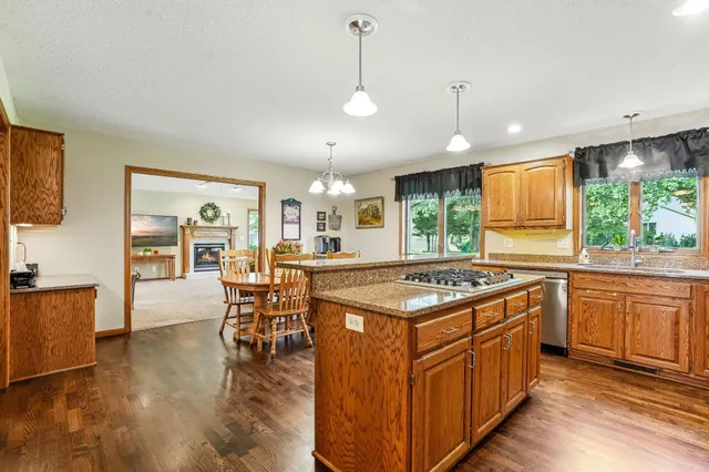 $549,500 | 11163 Nikolas Avenue, Becker, MN 55308