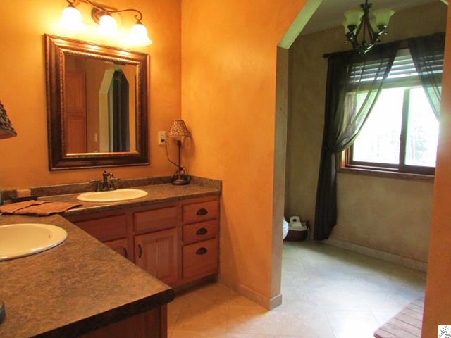 46 Riverside Road Esko, MN 55733 - Photo 10 of 17 2nd floor bathroom