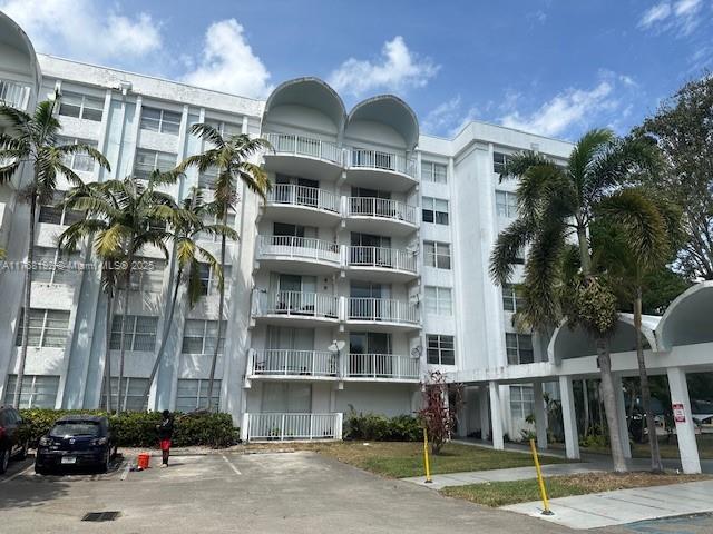 484 Northwest 165th St Road, Unit A415 Miami, FL 33169 - Photo 3 of 17