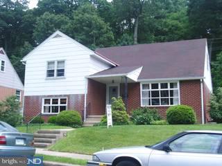 2021 Lorraine Road Reading, PA 19604 - Photo 1 of 6 Gallery Image 1