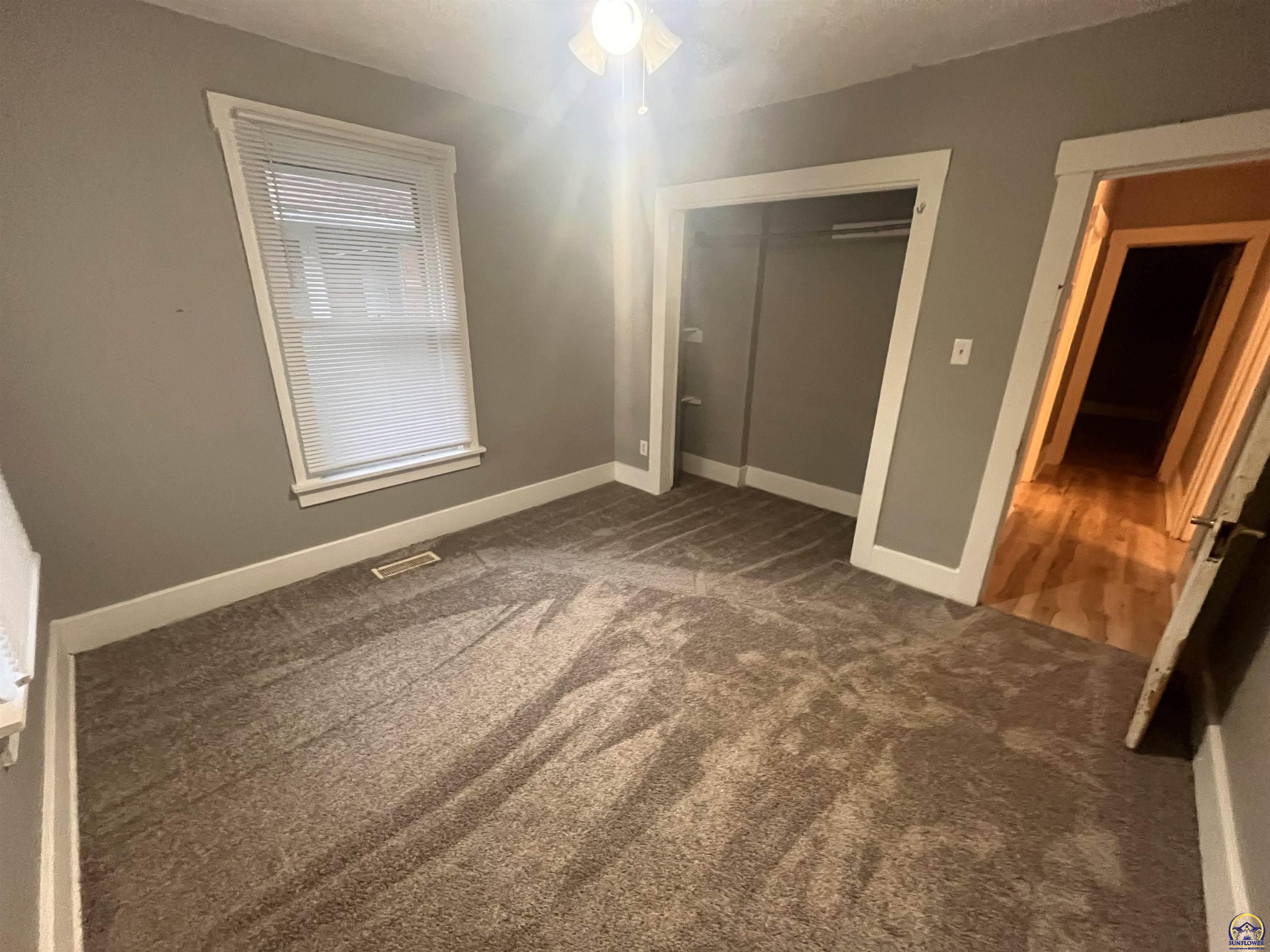 1167 Southwest Wayne Avenue Topeka, KS 66604 - Photo 12 of 19