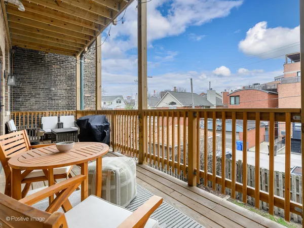 $475,000 | 1914 North Sheffield Avenue, Unit 2F, Chicago, IL 60614