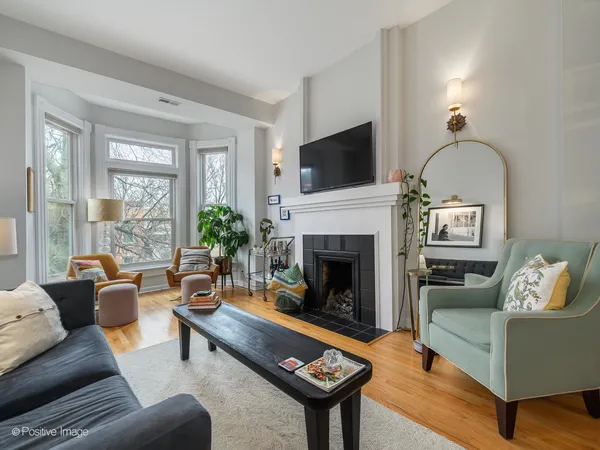 $475,000 | 1914 North Sheffield Avenue, Unit 2F, Chicago, IL 60614