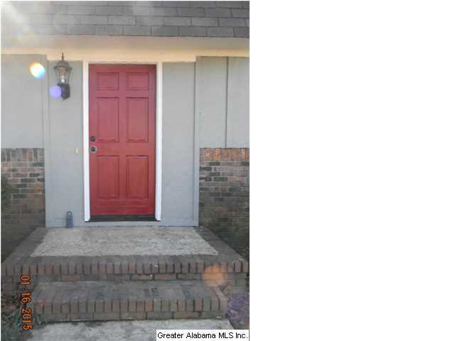 1421 Arrowhead Trail Alabaster, AL 35007 - Photo 2 of 32