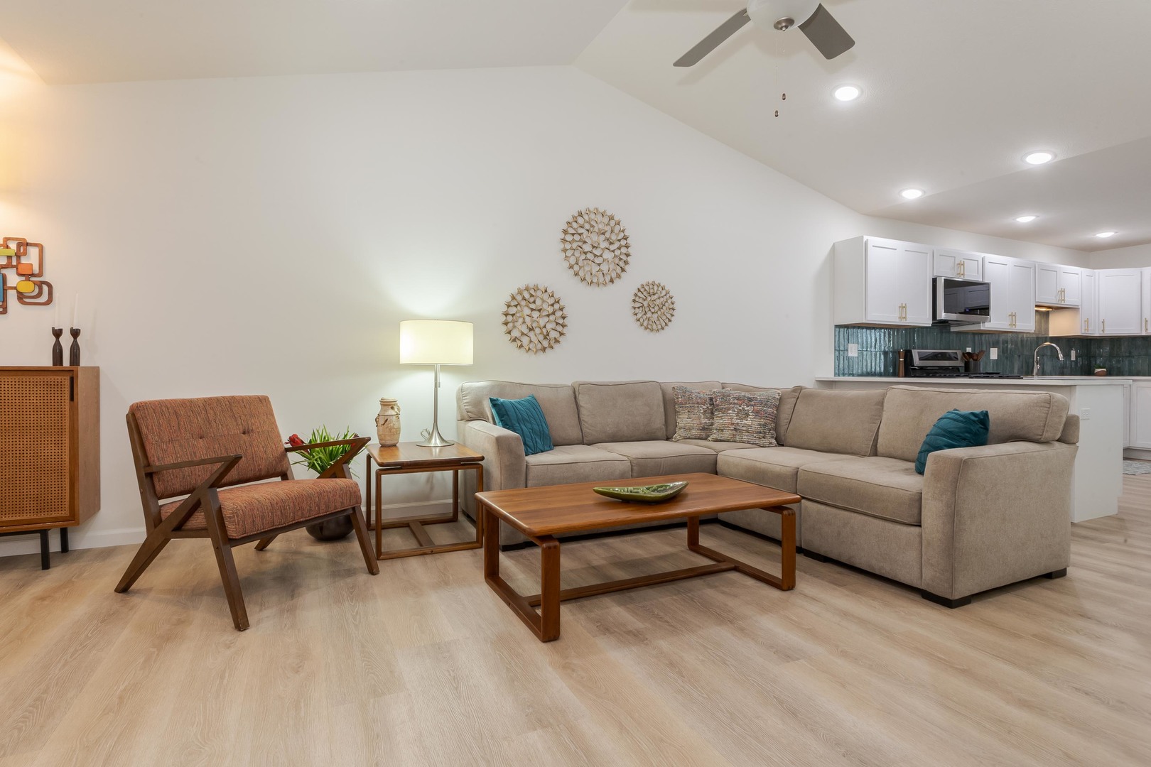 221 Cassidy Road Normal, IL 61761 - Photo 7 of 40 a living room with furniture and a large window