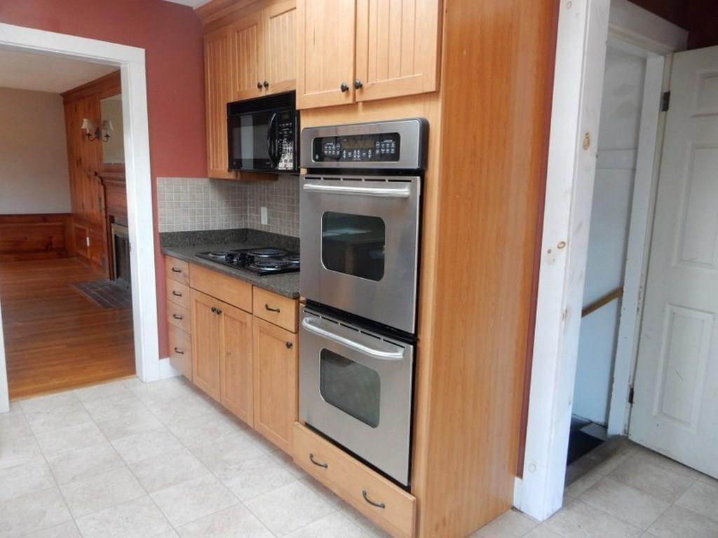 252 Fore Road Eliot, ME 03903 - Photo 3 of 19 Photo