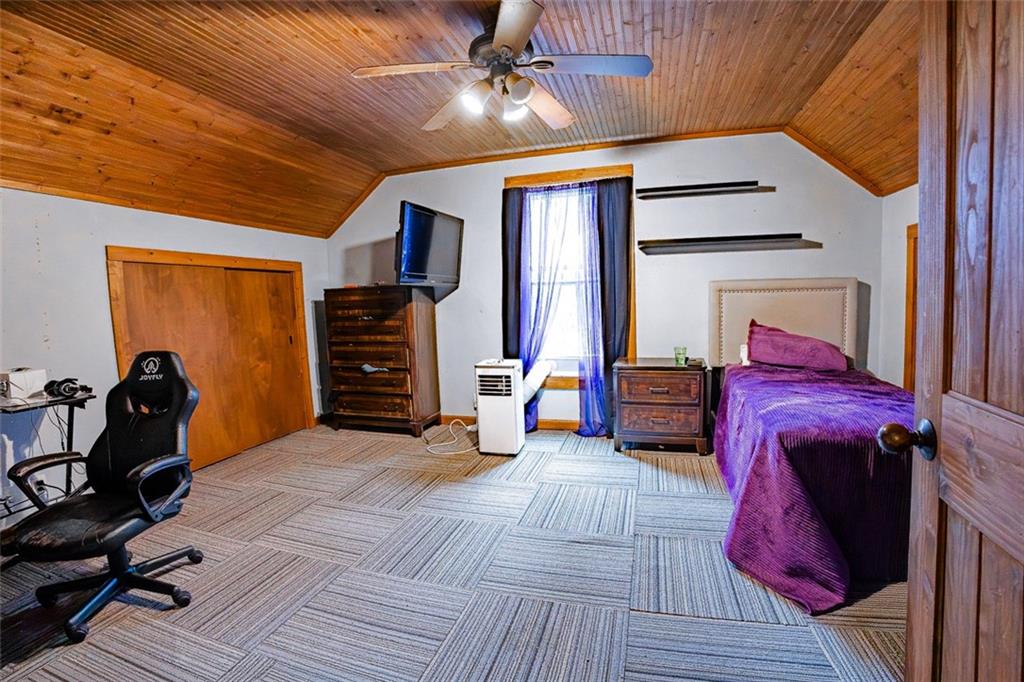28784 East 1300th Road Garnett, KS 66032 - Photo 23 of 39