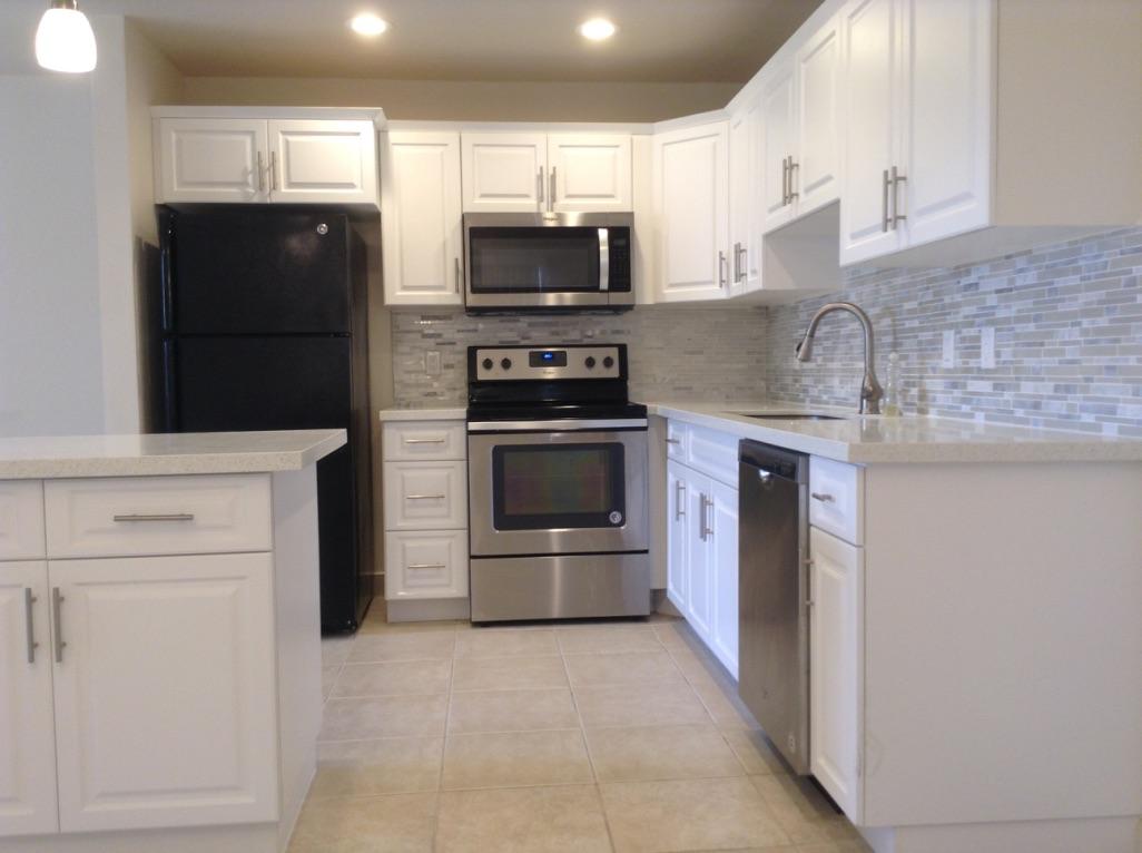 186 Monaco Kitch1