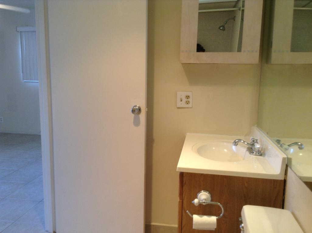 186 Monaco Way, Unit 186 Delray Beach, FL 33446 - Photo 13 of 31 186 Monaco Mster detail