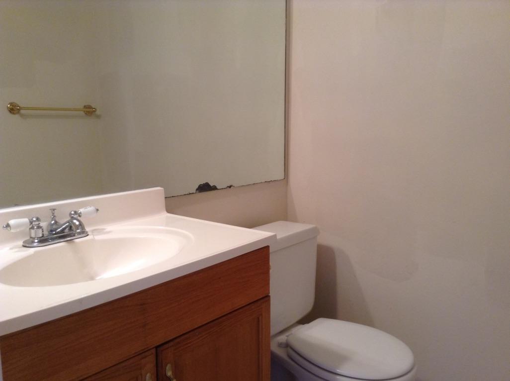 186 Monaco Way, Unit 186 Delray Beach, FL 33446 - Photo 14 of 31 186 Monaco 1:12 Bath