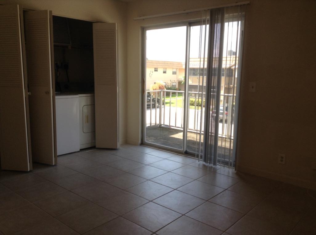 186 Monaco Way, Unit 186 Delray Beach, FL 33446 - Photo 16 of 31 186 Monaco Master
