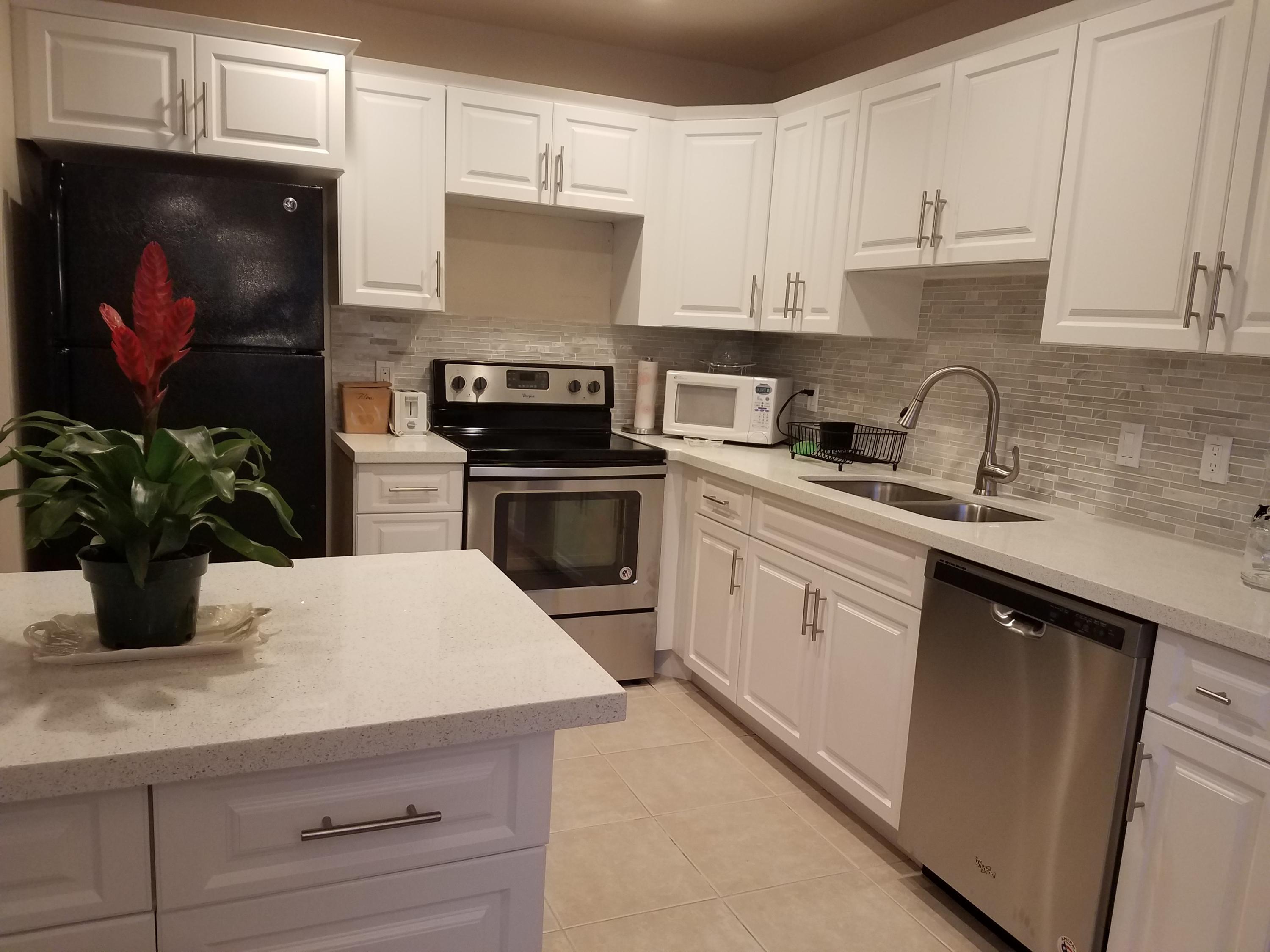 186 Monaco Way, Unit 186 Delray Beach, FL 33446 - Photo 3 of 31 20180124_173617