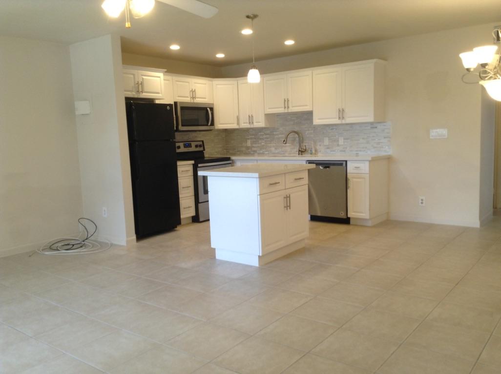 186 Monaco Way, Unit 186 Delray Beach, FL 33446 - Photo 4 of 31 186 Monaco