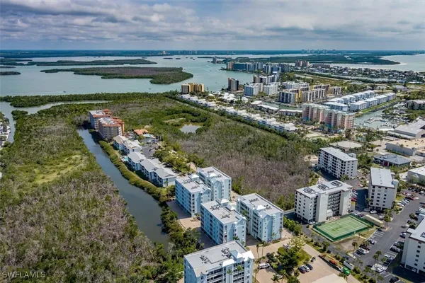 $439,900 | 22724 Island Pines Way, Unit 101, Fort Myers Beach, FL 33931