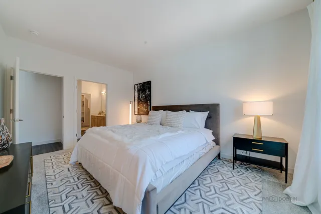 $3,166 | 750 Hawthorn Row, Unit 3107, Vernon Hills, IL 60061