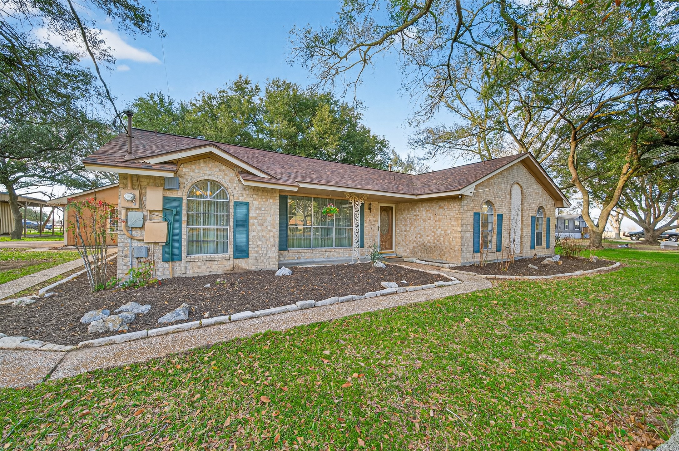 12016 Cloudt Road Needville, TX 77461 - Photo 3 of 47