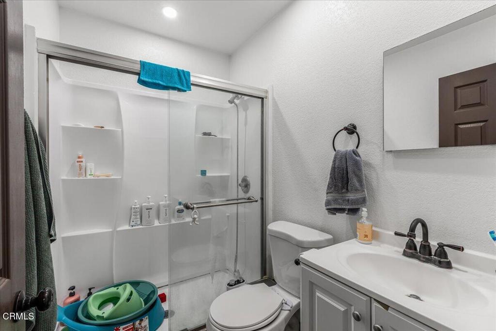 1155 Richmond Road Santa Paula, CA 93060 - Photo 19 of 61
