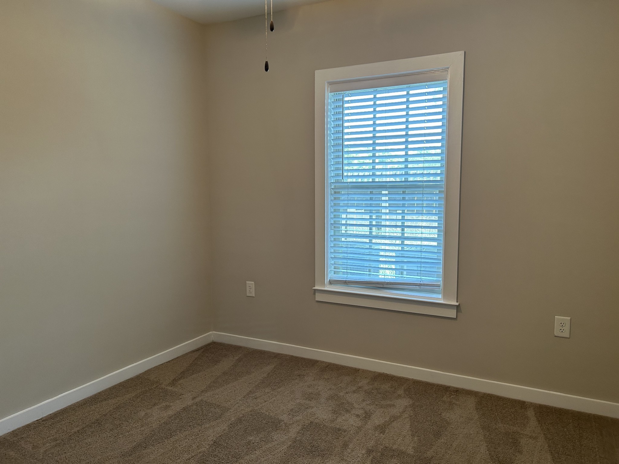 1319 West Main Street, Unit 108 Franklin, TN 37064 - Photo 15 of 25 an empty room with a window