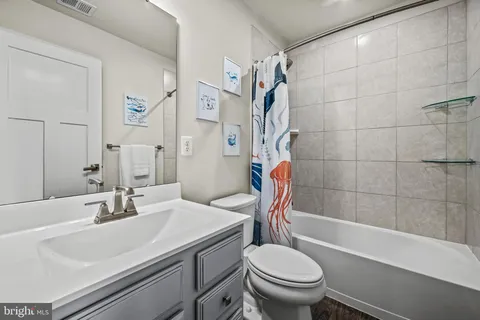 $445,000 | 10702 Lamoka Lane, New Market, MD 21774