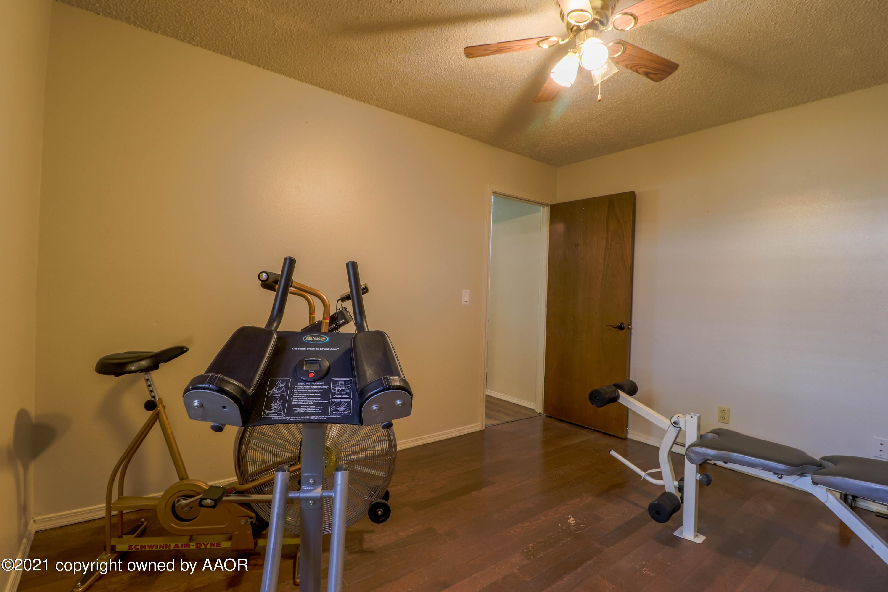 6901 Old Kent Road Amarillo, TX 79109 - Photo 25 of 37 -BEDROOM