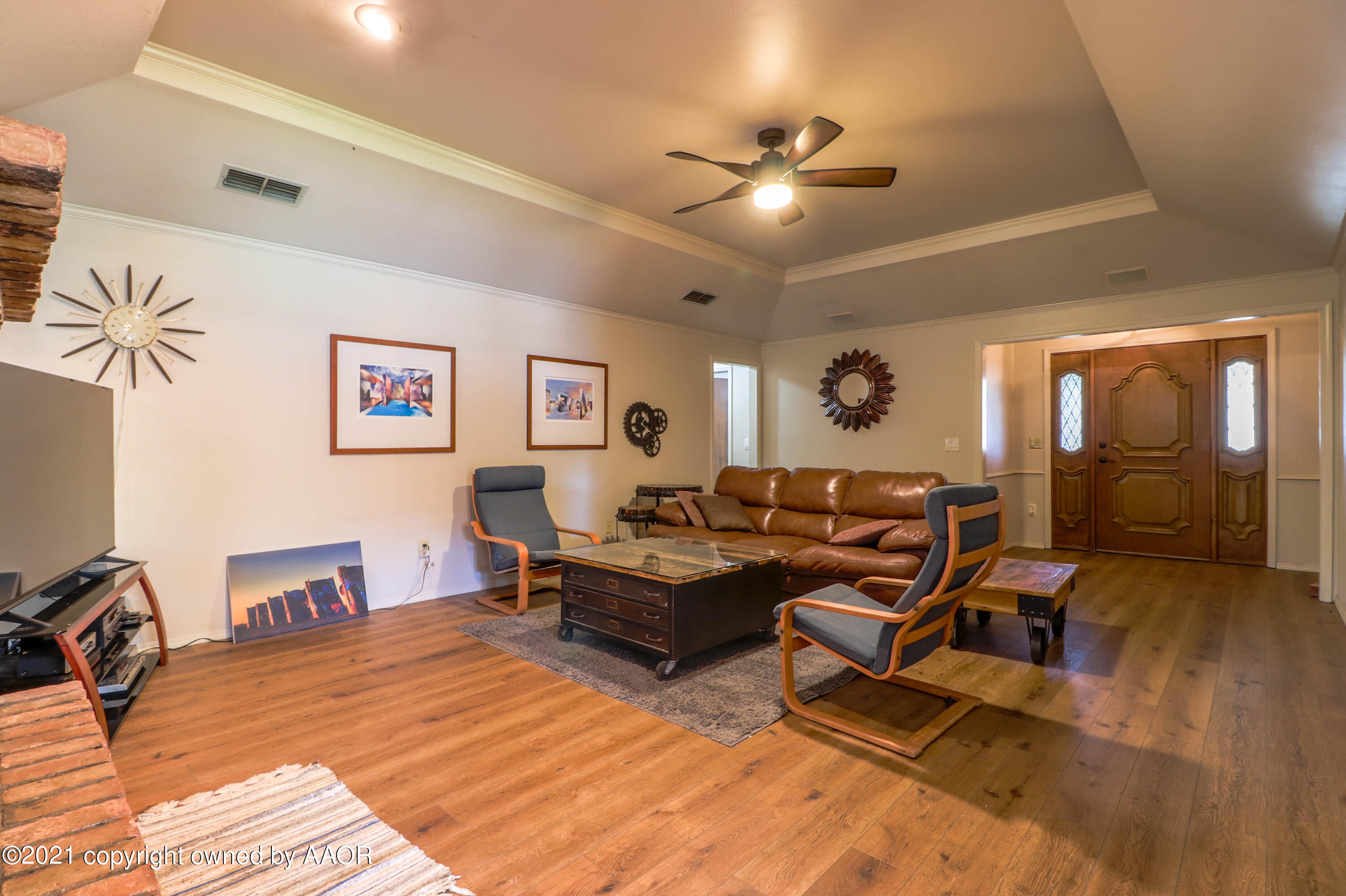 6901 Old Kent Road Amarillo, TX 79109 - Photo 5 of 37 LIVING