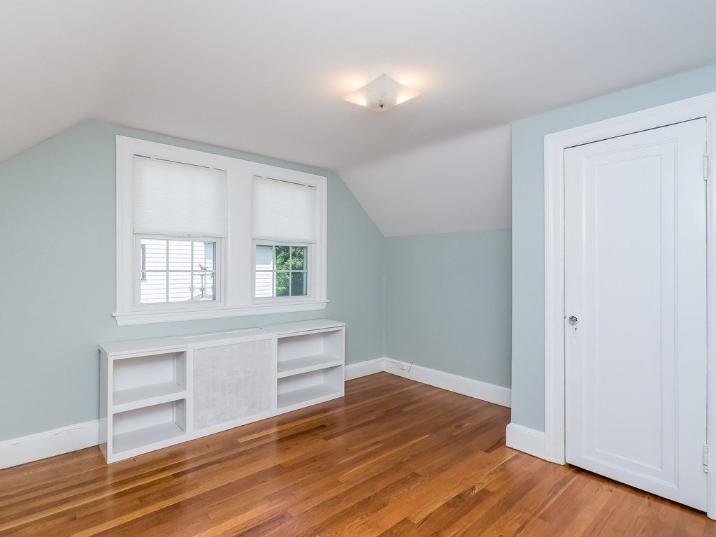 36 Bonad Road Boston, MA 02132 - Photo 15 of 26
