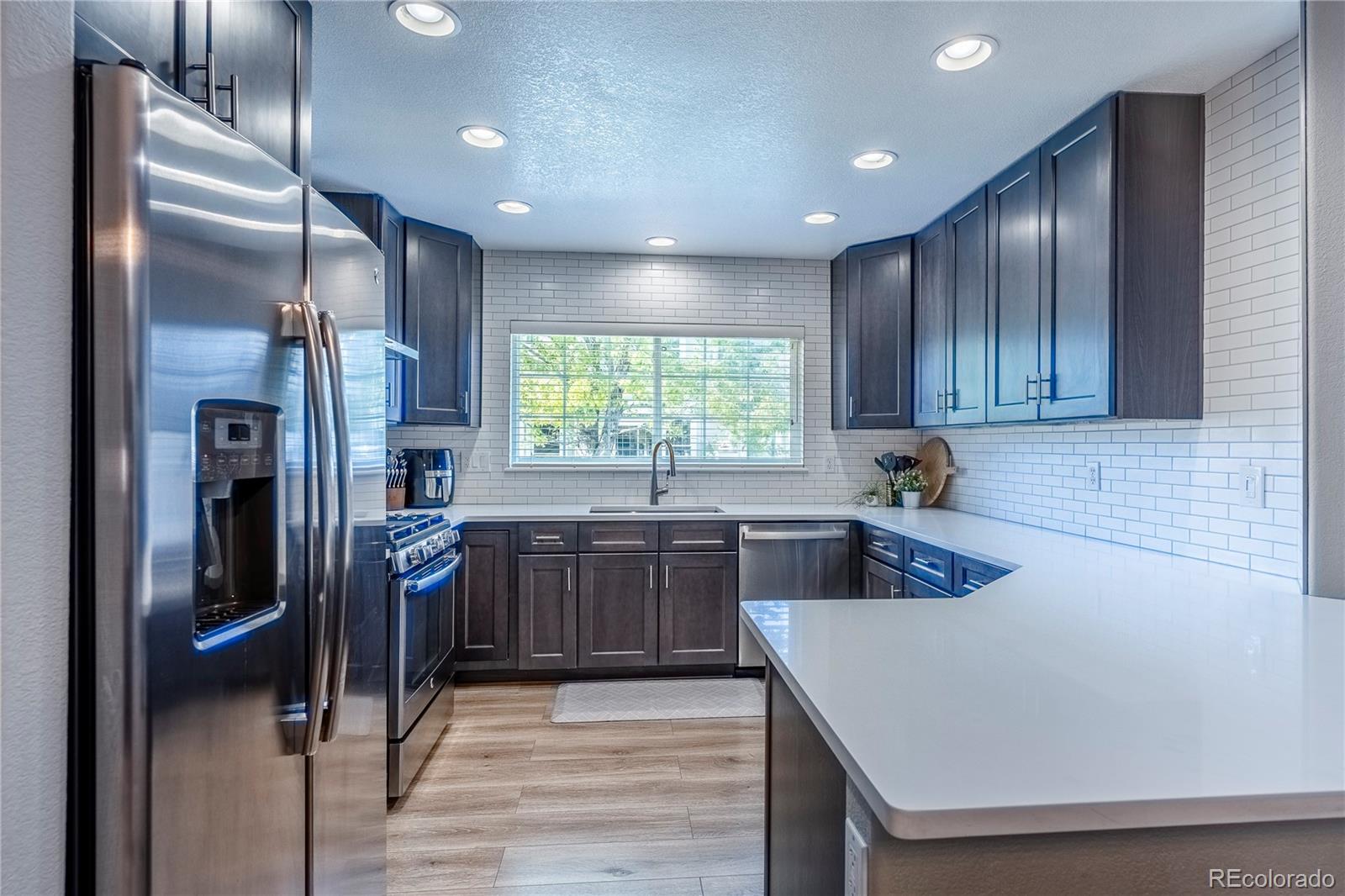 6304 Trailhead Road Highlands Ranch, CO 80130 - Photo 14 of 42 Gallery Image 14