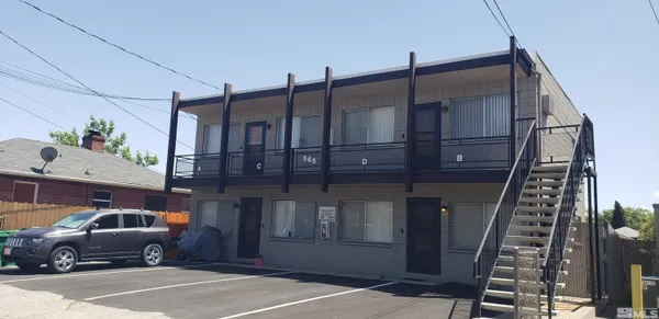 $1,045 | 565 Roberts Street, Unit C, Reno, NV 89502