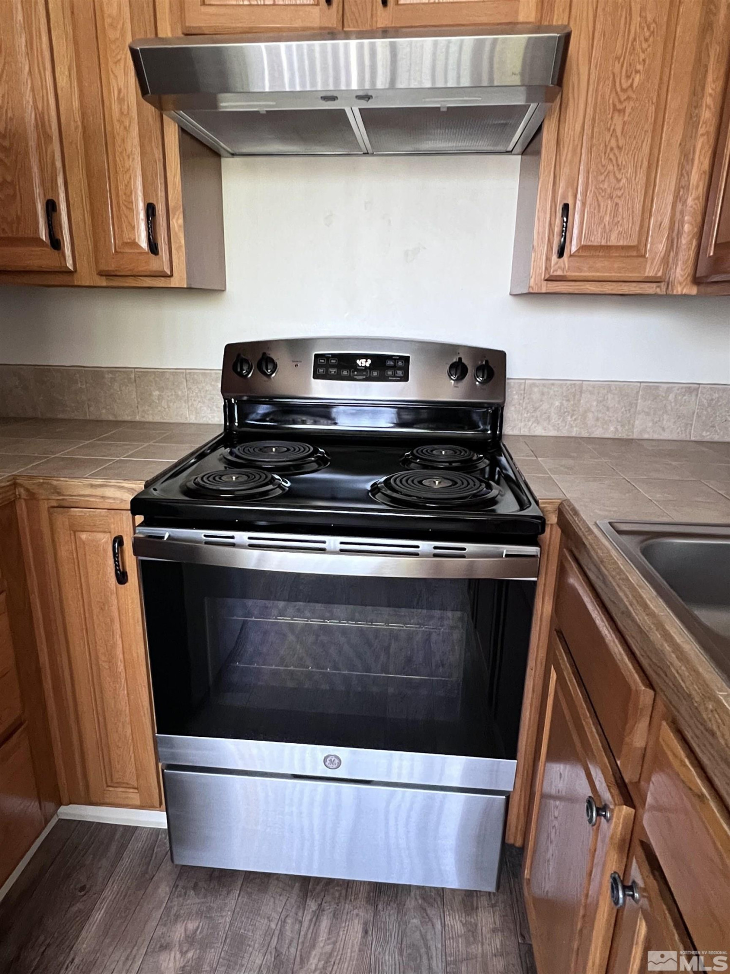 565 Roberts Street, Unit C Reno, NV 89502 - Photo 12 of 21 Photo 12