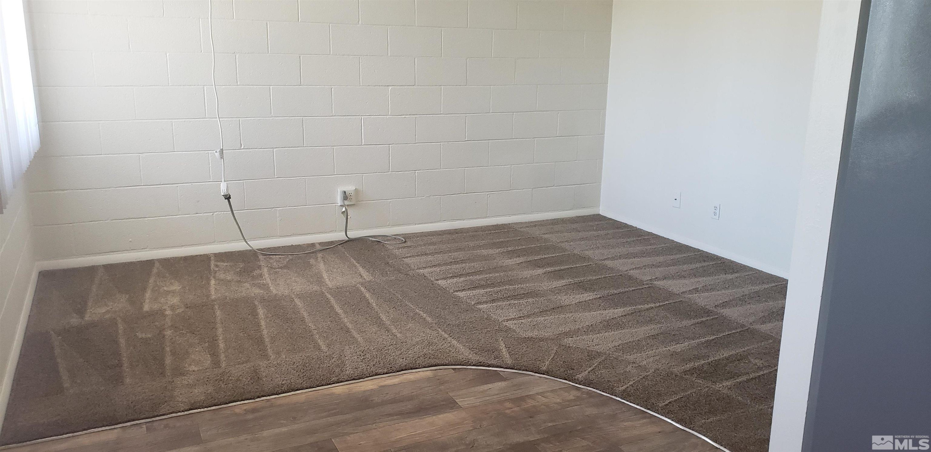 565 Roberts Street, Unit C Reno, NV 89502 - Photo 2 of 21 Photo 2