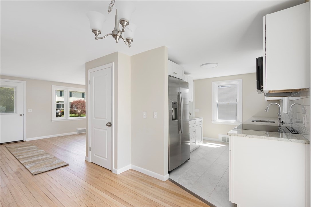 44 Ideal Court Warwick, RI 02818 - Photo 9 of 25