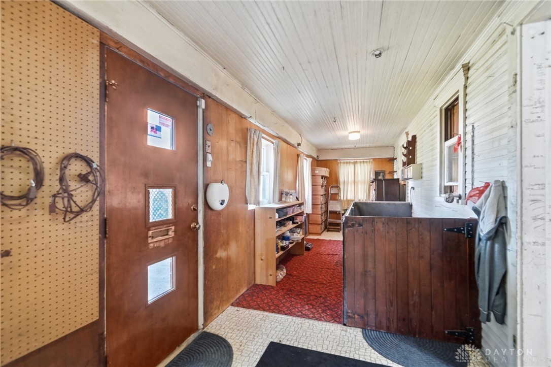 8601 Lochard Road Sidney, OH 45365 - Photo 4 of 75