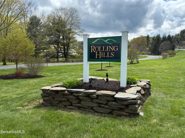 $299,000 | 3 Rolling Hills, Unit 2, Lenox, MA 01240