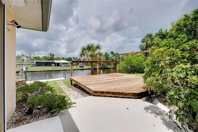 $464,500 | 15140 Lyneburg Avenue, Port Charlotte, FL 33981