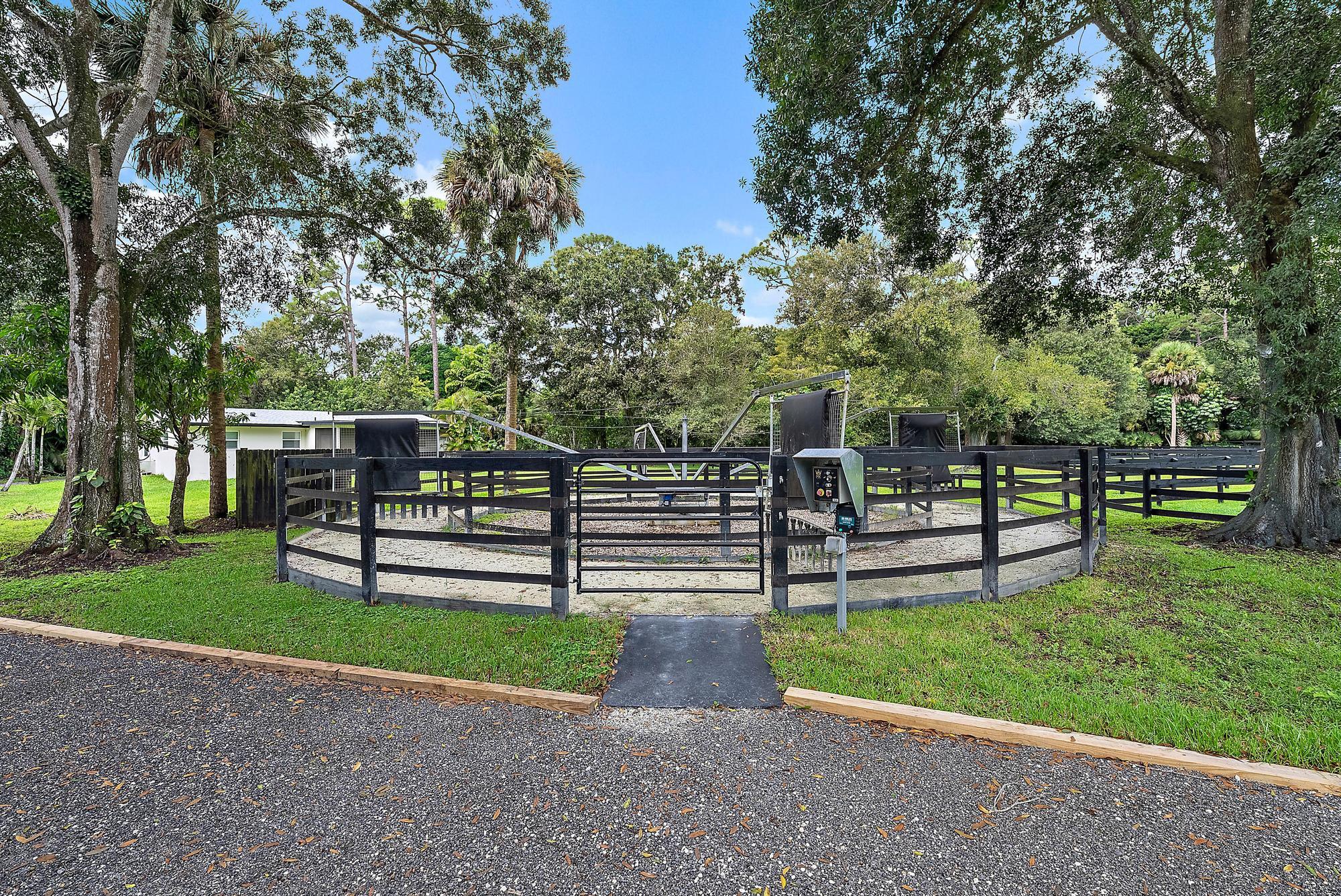 14339 Collecting Canal Road Loxahatchee Groves, FL 33470 - Photo 14 of 51 14339 Collecting Canal Rd-34