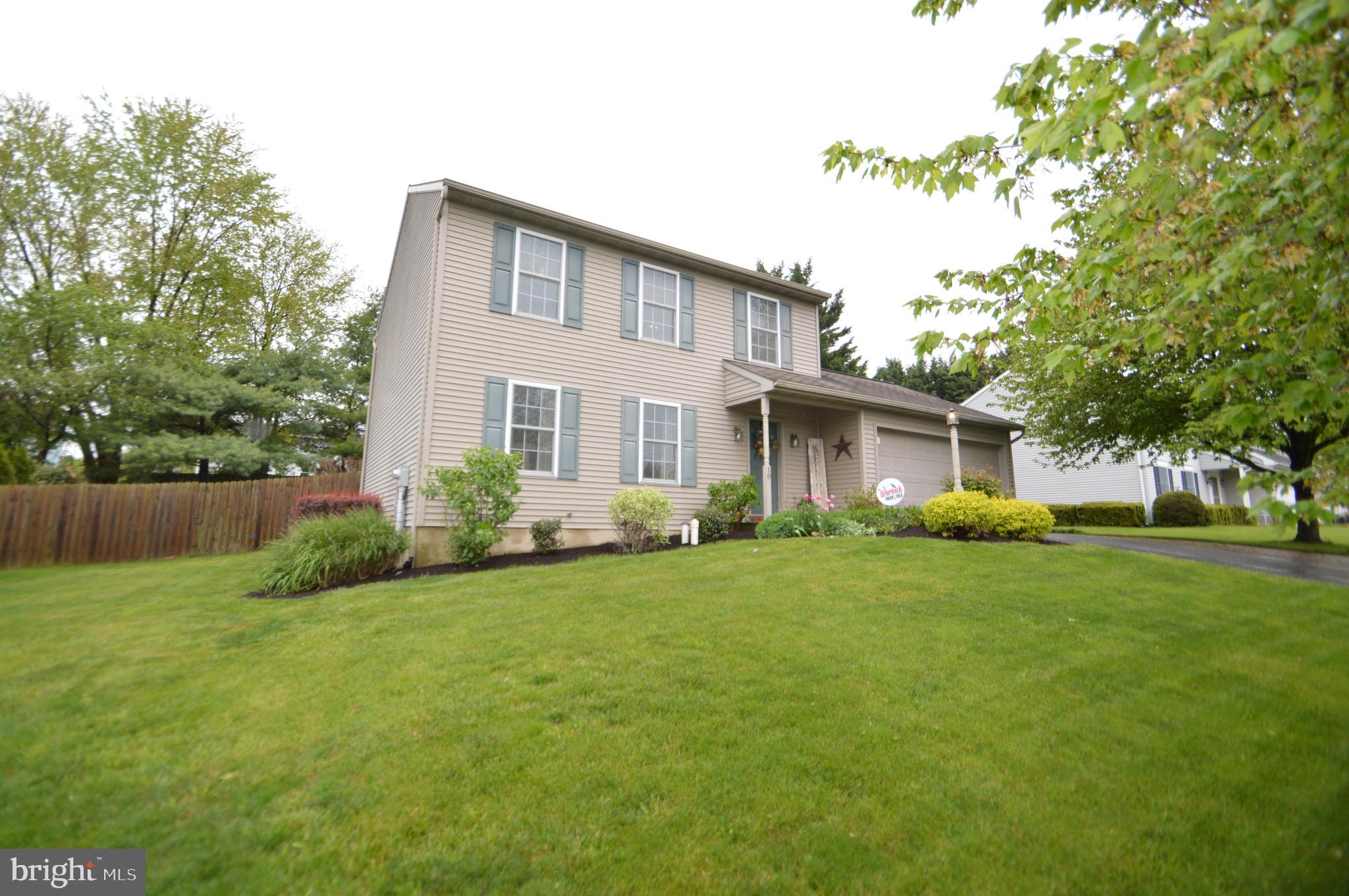 10 Peach Drive Lititz, PA 17543 - Photo 3 of 27