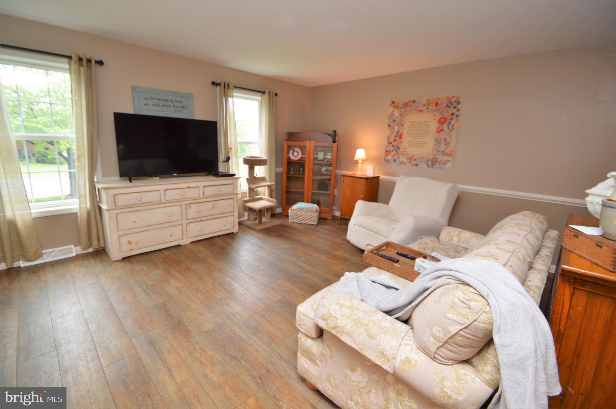 10 Peach Drive Lititz, PA 17543 - Photo 5 of 27