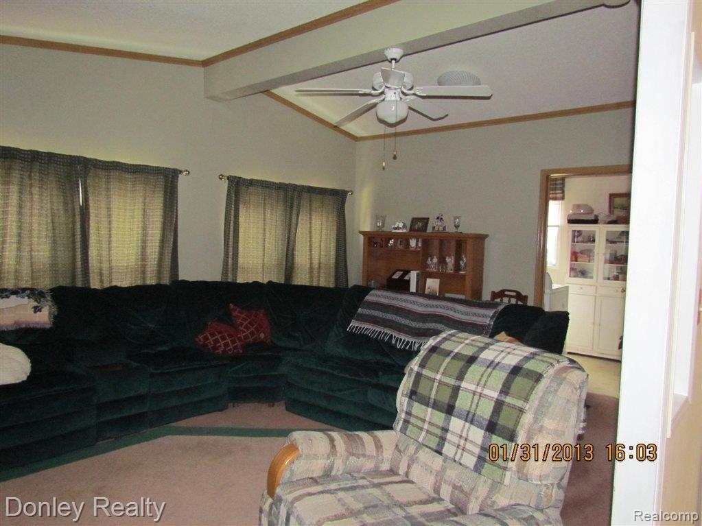 6457 Snover Road Decker, MI 48426 - Photo 3 of 19 IMG_1060.JPG