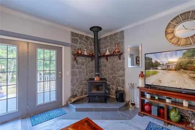 $425,000 | 4490 Ponderosa Drive, Stover, MO 65078