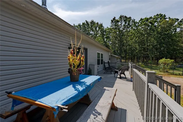 $425,000 | 4490 Ponderosa Drive, Stover, MO 65078