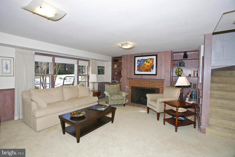 5606 Ogden Road Bethesda, MD 20816 - Photo 15 of 18 Recreation Room